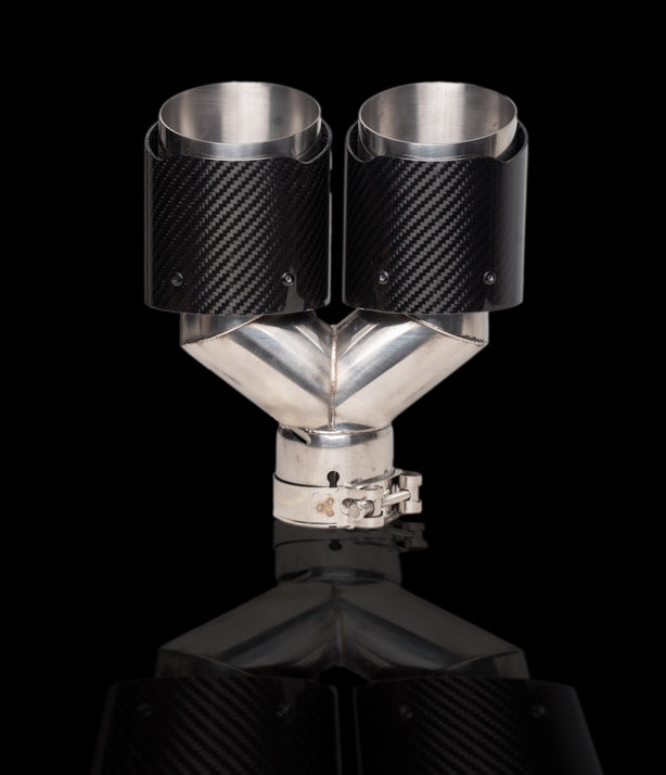 Universal Dual Carbon Exhaust Tip (Y-Style) – 2.5” (65mm) Inlet to Dual 4” Outlets