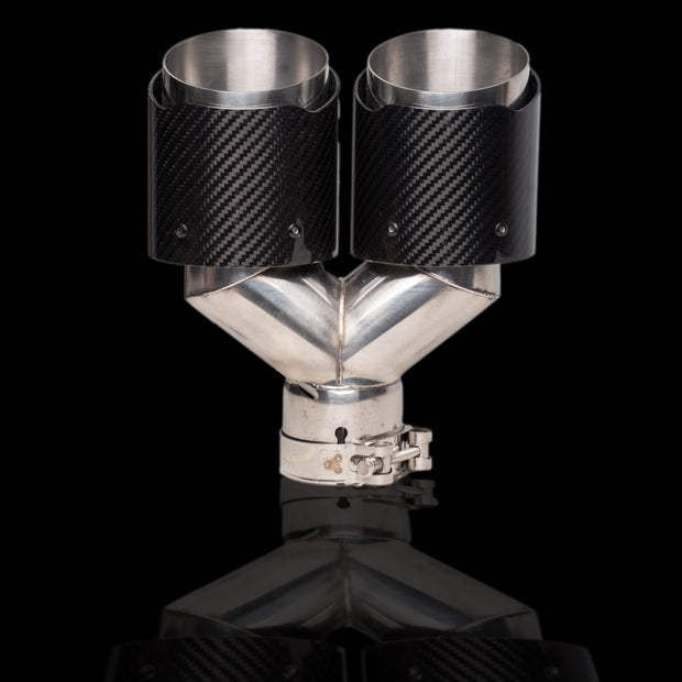 Universal Dual Carbon Exhaust Tip (Y-Style) – 2.5” (65mm) Inlet to Dual 4” Outlets